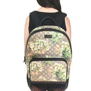 GUCCI GG Supreme Floral Blooms Canvas Backpack